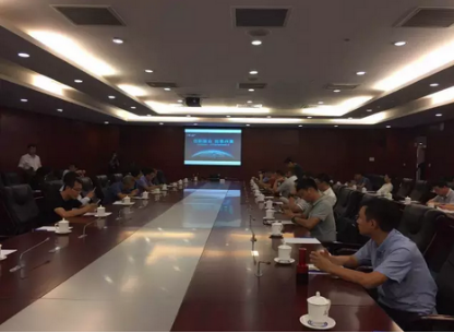 愛國小男孩科技與互聯網服務大咖話融合、謀共贏